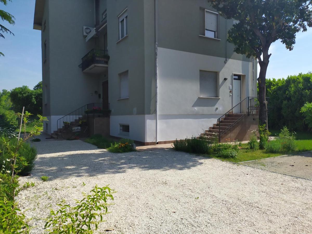 Casa Vacanze I Giardini Di Marzo 圣乔治奥迪曼托 外观 照片
